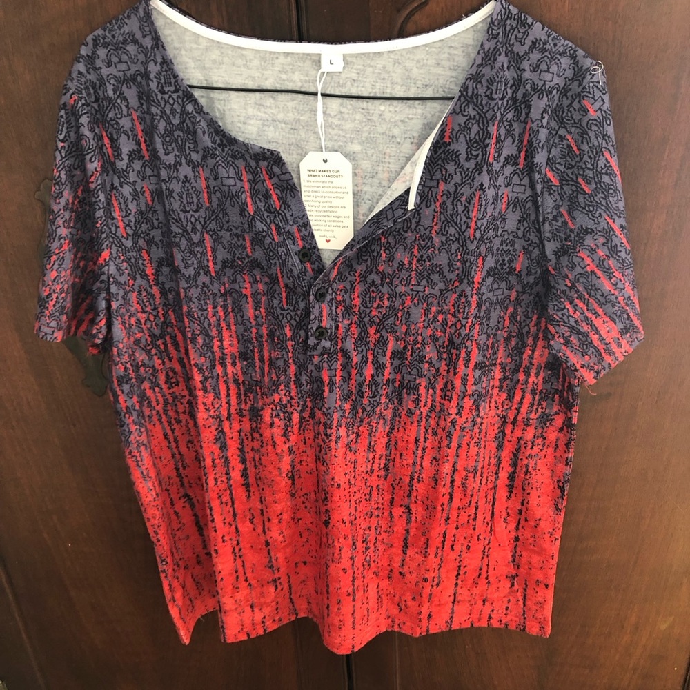 2 light summer tops